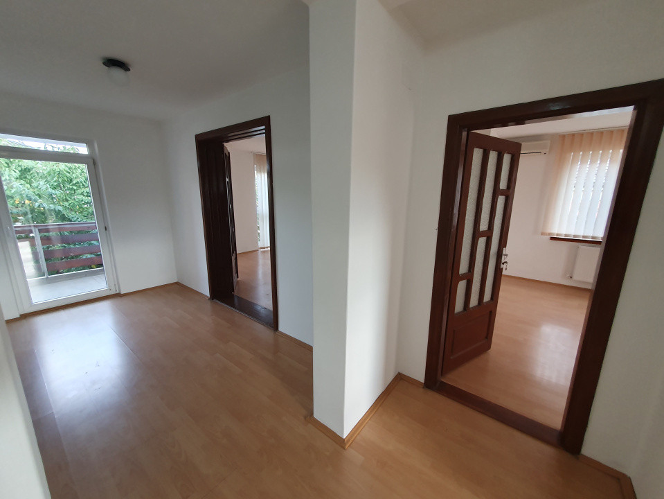 Casa de inchiriat 5 camere, ideal pentru birouri, zona Brancoveanu 25, foxfort.ro