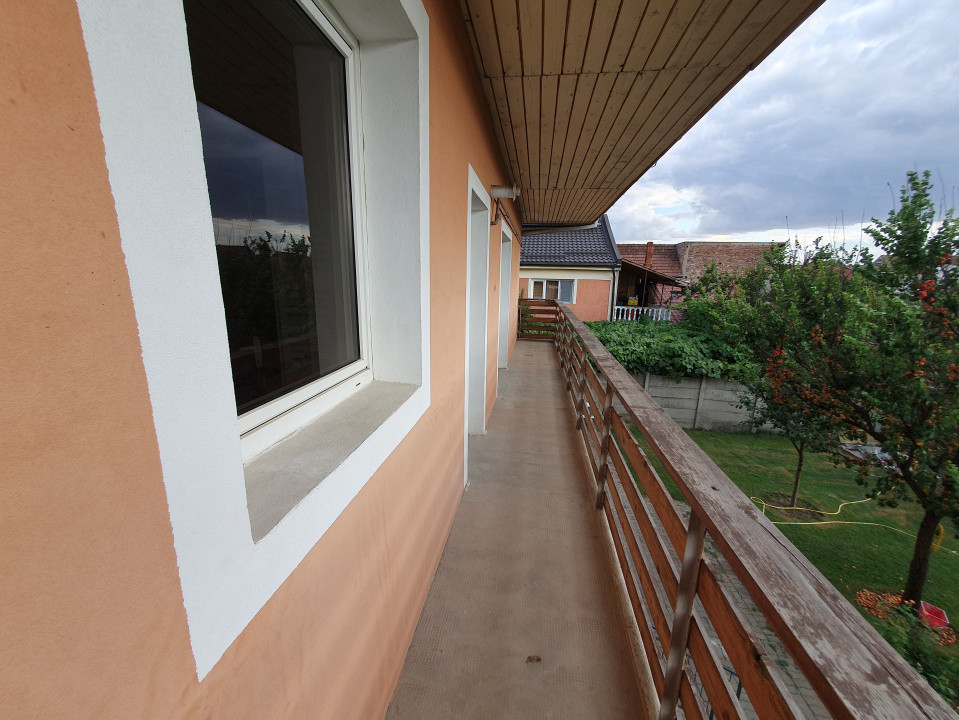 Casa de inchiriat 5 camere, ideal pentru birouri, zona Brancoveanu 27, foxfort.ro