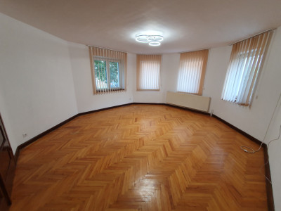 Casa de inchiriat 5 camere, ideal pentru birouri, zona Brancoveanu imagine mica 2, foxfort.ro