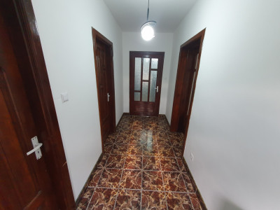 Casa de inchiriat 5 camere, ideal pentru birouri, zona Brancoveanu imagine mica 9, foxfort.ro