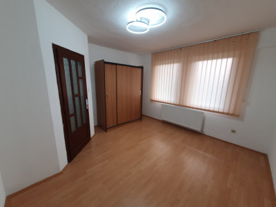 Casa de inchiriat 5 camere, ideal pentru birouri, zona Brancoveanu imagine mica 20, foxfort.ro