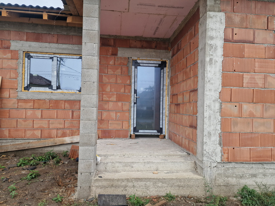 Duplex de vanzare cu 3 camere, localitate Izvin 2, foxfort.ro