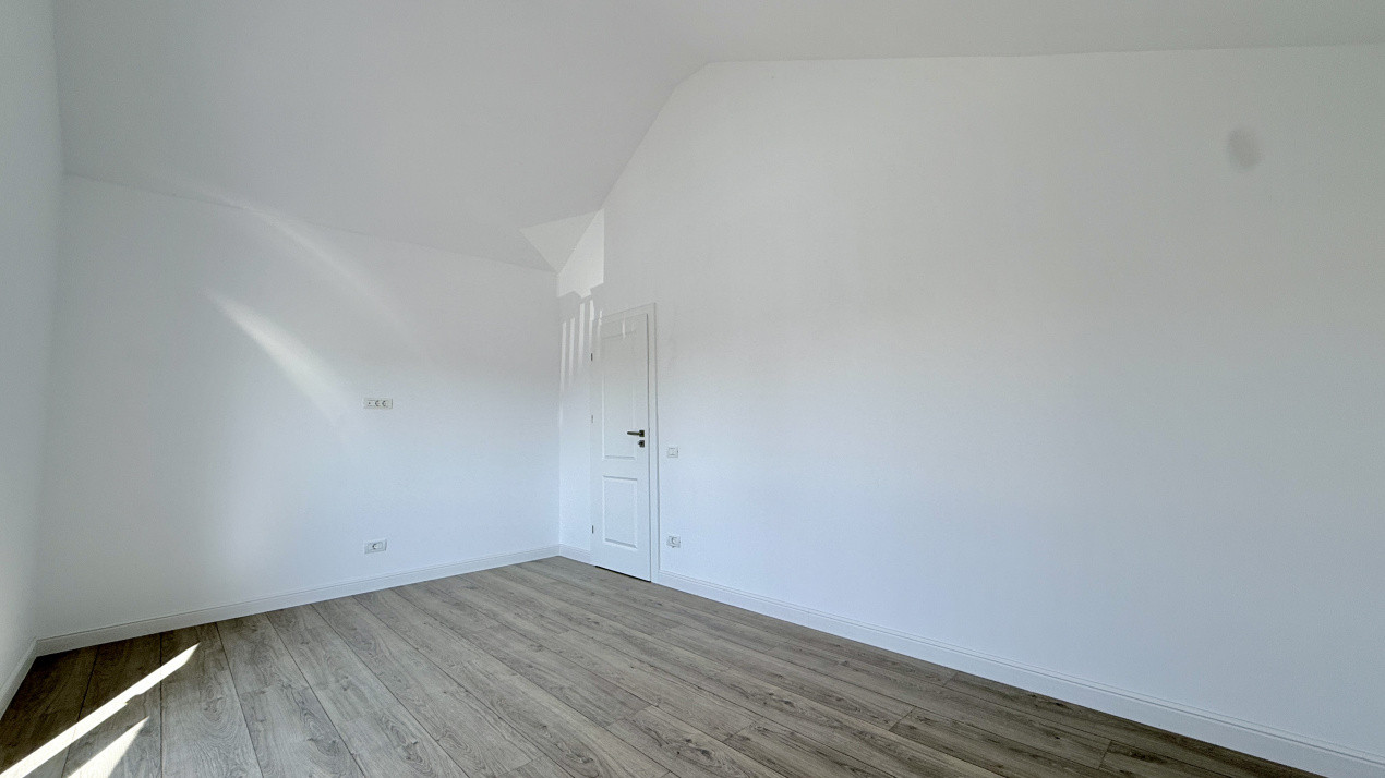 COMISION 0% Casa individuala de vanzare cu 4 camere - Mosnita Noua 12, foxfort.ro