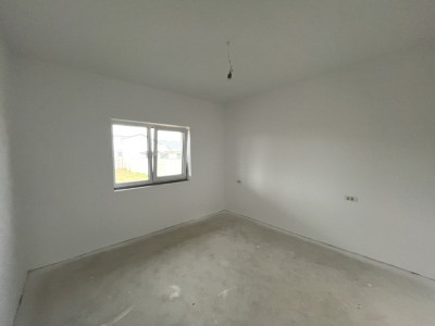 Casa individuala cu 3 camere si teren 640 mp - Mosnita Noua imagine mica 10, foxfort.ro