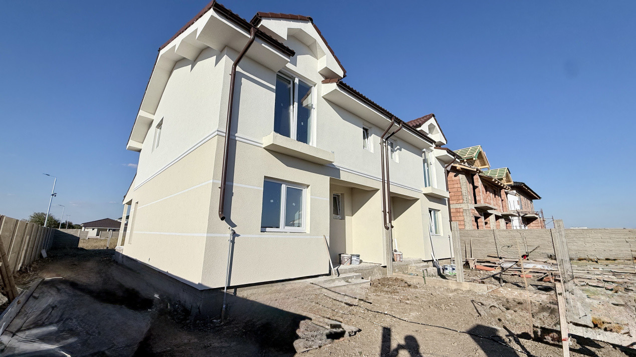 Duplex cu 4 camere despartit prin baie, Mosnita Veche 1, foxfort.ro