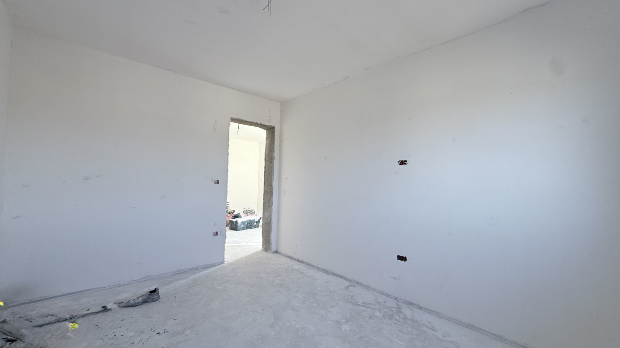 Duplex cu 4 camere despartit prin baie, Mosnita Veche 8, foxfort.ro