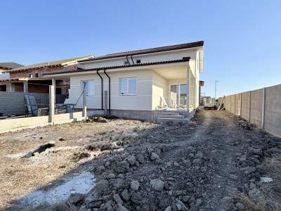 Duplex cu 4 camere despartit prin baie, Mosnita Veche imagine mica 2, foxfort.ro