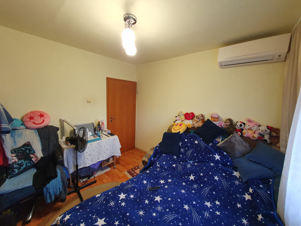 Apartament 3 camere, etaj 1, centrala proprie, bloc izolat - Zona Kiriac 11, foxfort.ro
