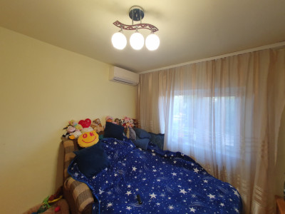 Apartament 3 camere, etaj 1, centrala proprie, bloc izolat - Zona Kiriac imagine mica 10, foxfort.ro