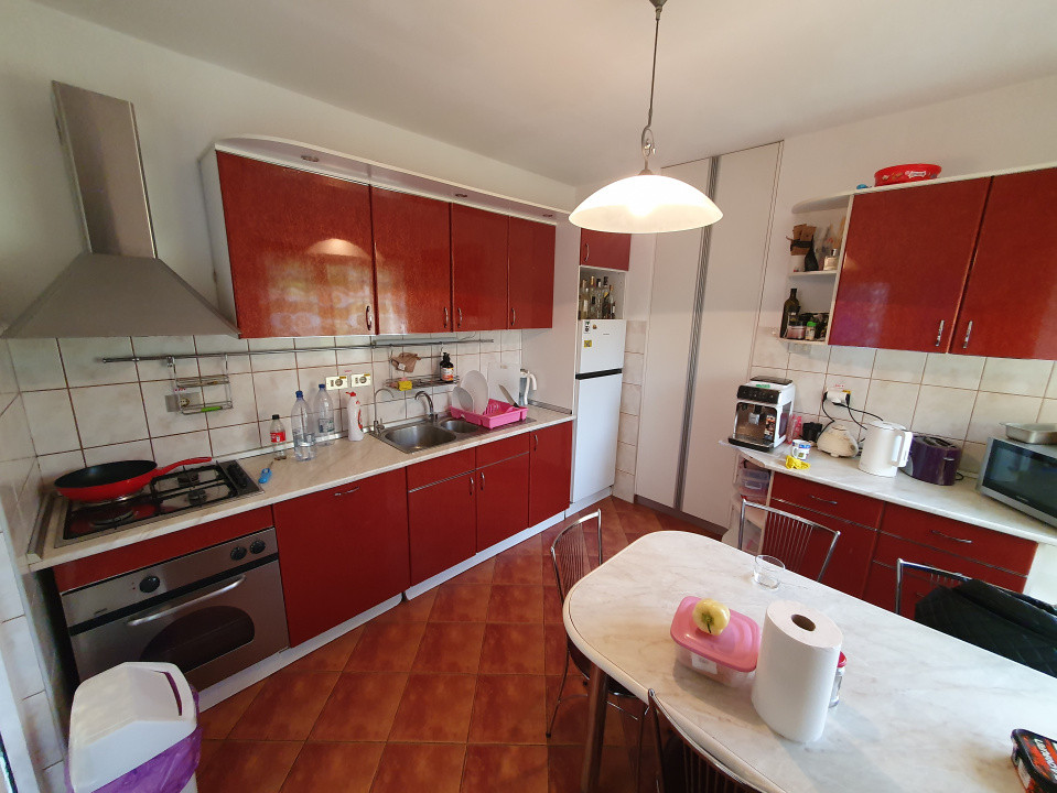 Proprietate impresionanta 606 mp utili, 706 mp teren | zona Braytim 12, foxfort.ro