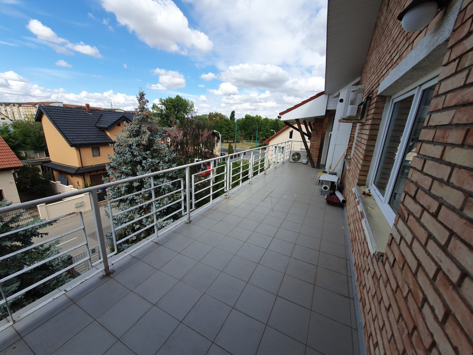 Proprietate impresionanta 606 mp utili, 706 mp teren | zona Braytim 44, foxfort.ro