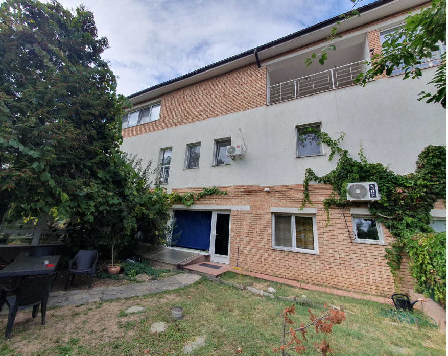 Proprietate impresionanta 606 mp utili, 706 mp teren | zona Braytim 53, foxfort.ro