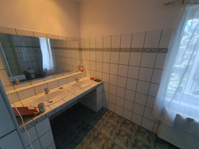 Proprietate impresionanta 606 mp utili, 706 mp teren | zona Braytim imagine mica 23, foxfort.ro