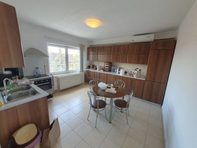 Proprietate impresionanta 606 mp utili, 706 mp teren | zona Braytim imagine mica 34, foxfort.ro