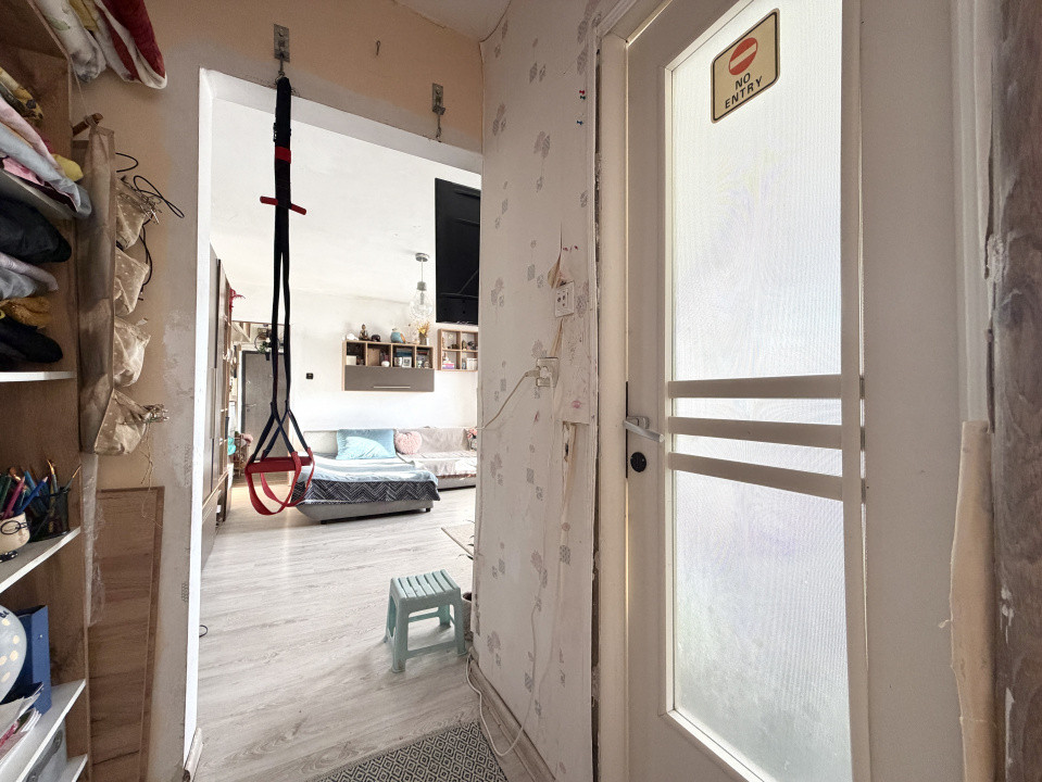 Apartament cu 2 camere - 50 mp, semidecomandat, zona Sagului 9, foxfort.ro