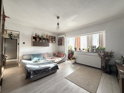 Apartament cu 2 camere - 50 mp, semidecomandat, zona Sagului