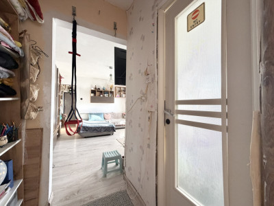 Apartament cu 2 camere - 50 mp, semidecomandat, zona Sagului imagine mica 9, foxfort.ro