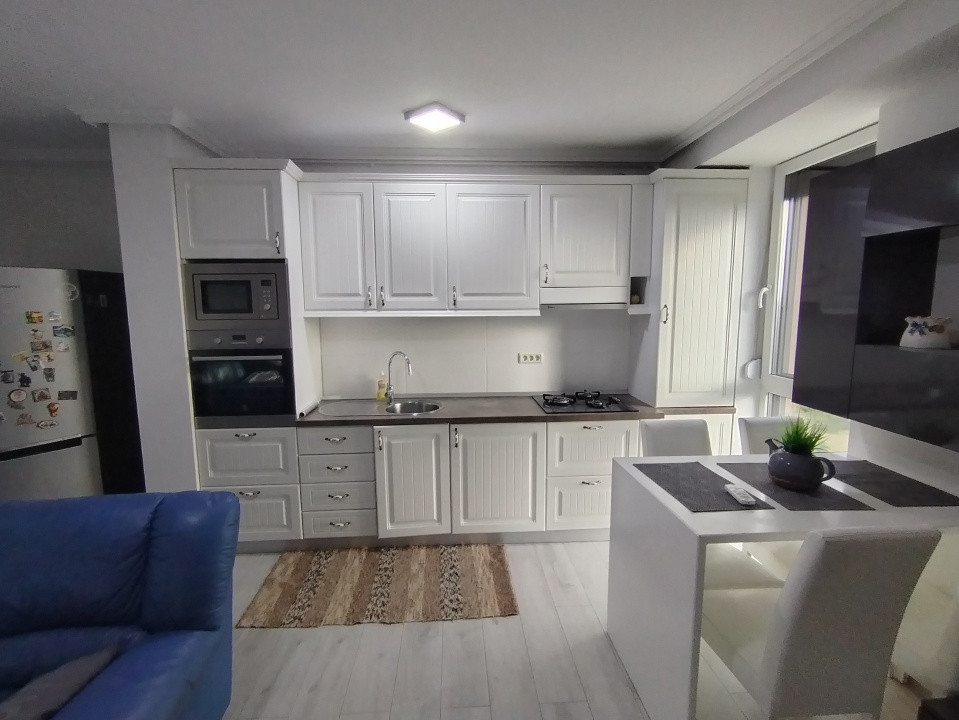 Apartament cu 2 camere de inchiriat - zona Soarelui 7, foxfort.ro