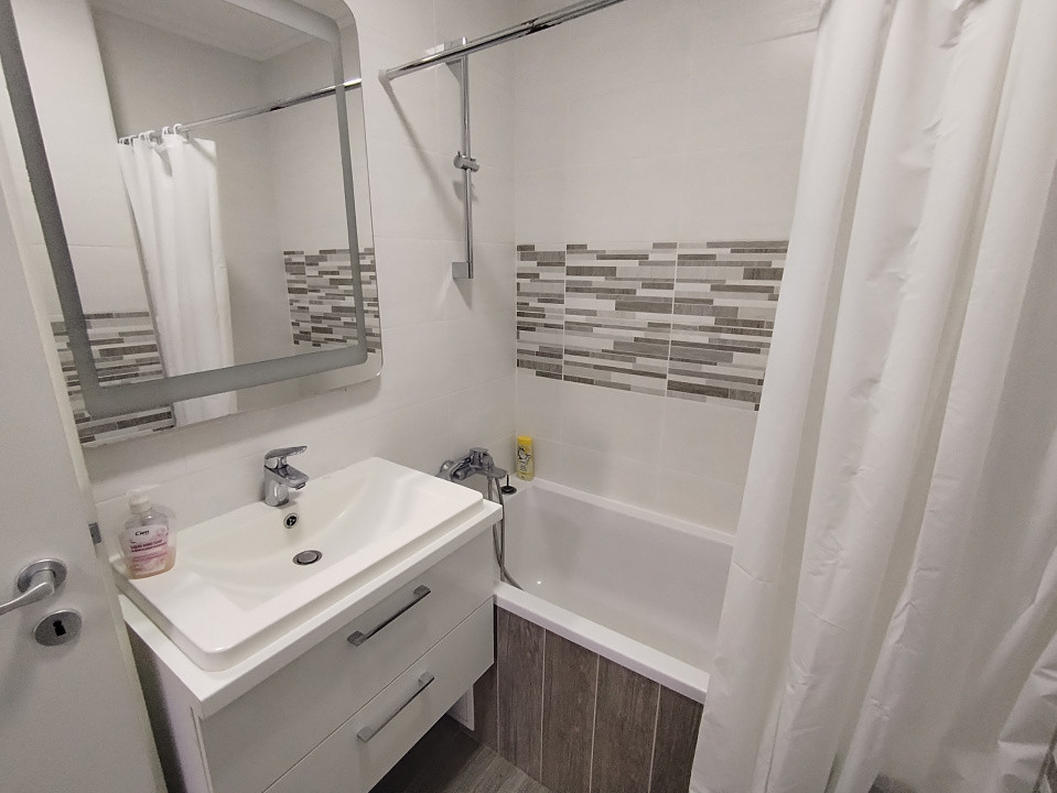 Apartament cu 2 camere de inchiriat - zona Soarelui 8, foxfort.ro