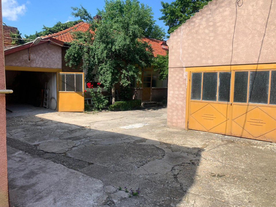Casa individuala cu 3 imobile separate de vanzare in zona Iosefin 10, foxfort.ro
