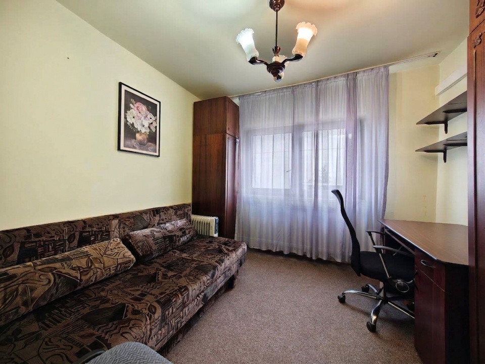 Apartament cu 3 camere 70 mp decomandat | Centrala Proprie | Zona Girocului 3, foxfort.ro
