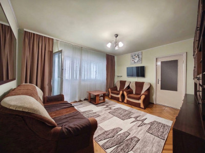 Apartament cu 3 camere 70 mp decomandat | Centrala Proprie | Zona Girocului