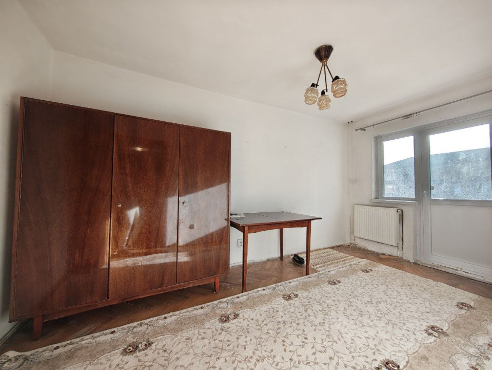 Apartament cu 4 camere 78 mp decomandat | Centrala Proprie | Zona Girocului 13, foxfort.ro