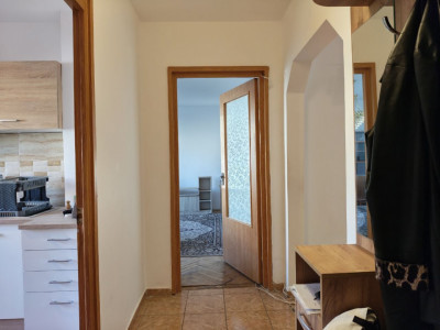 Apartament cu 4 camere 78 mp decomandat | Centrala Proprie | Zona Girocului imagine mica 2, foxfort.ro