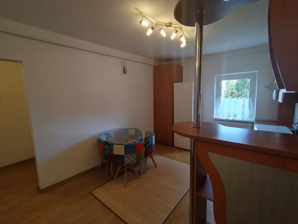 Apartament cu 2 camere de inchiriat in Timisoara, zona Olimpia-Stadion 12, foxfort.ro