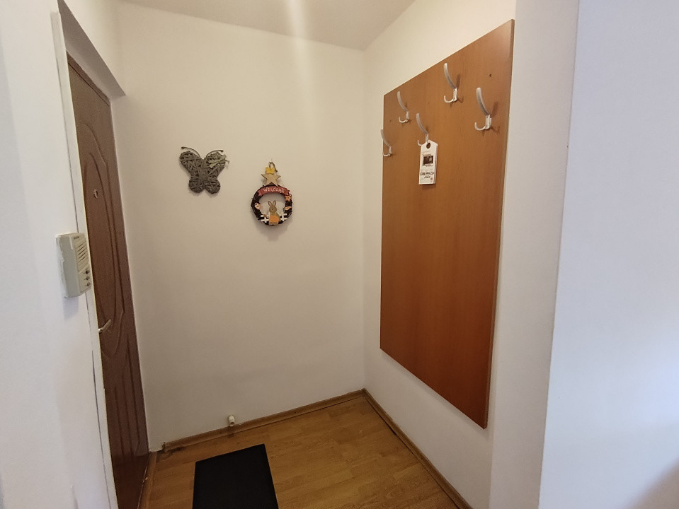 Apartament cu 2 camere de inchiriat in Timisoara, zona Olimpia-Stadion 15, foxfort.ro