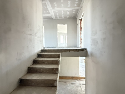 Casa individuala cu 5 camere | 501 mp teren | Toate utilitatile | Sacalaz imagine mica 6, foxfort.ro