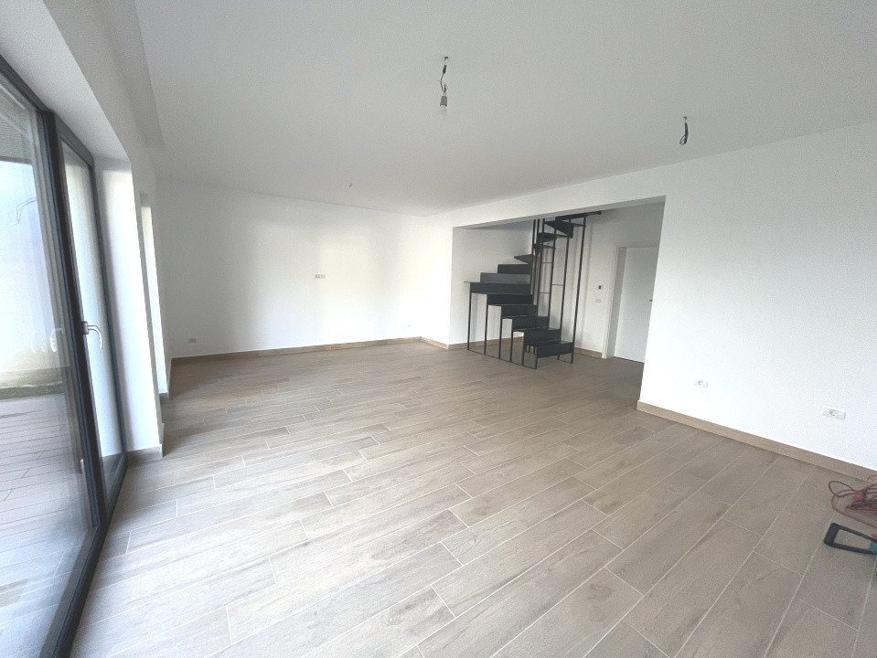Casa individuala cu 4 camere si teren de 190 mp - zona Buziasului 3, foxfort.ro
