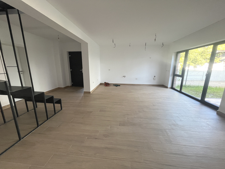 Casa individuala cu 4 camere si teren de 190 mp - zona Buziasului 6, foxfort.ro