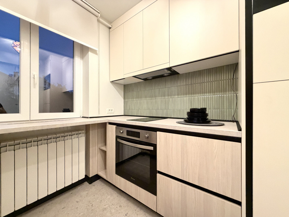 Apartament de inchiriat de lux cu 2 camere - Zona Central 7, foxfort.ro