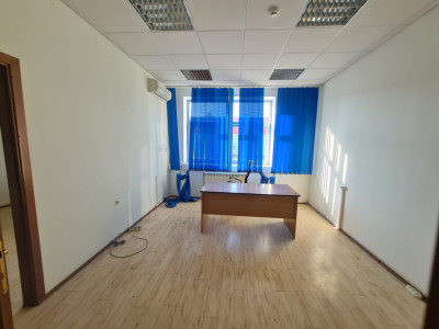 Spatiu generos de inchiriat in Deta, jud. Timis imagine mica 4, foxfort.ro