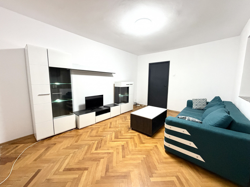 Apartament cu 2 camere de inchiriat, etajul 1, aproape de Iulius Mall 4, foxfort.ro