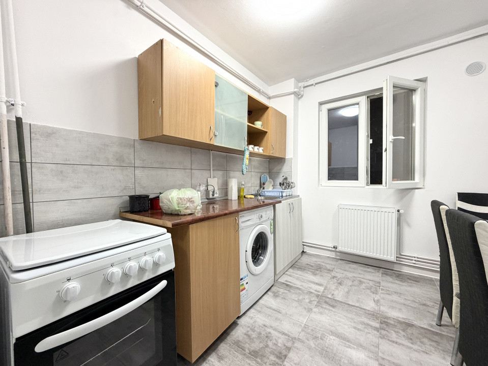 Apartament cu 2 camere de inchiriat, etajul 1, aproape de Iulius Mall 7, foxfort.ro