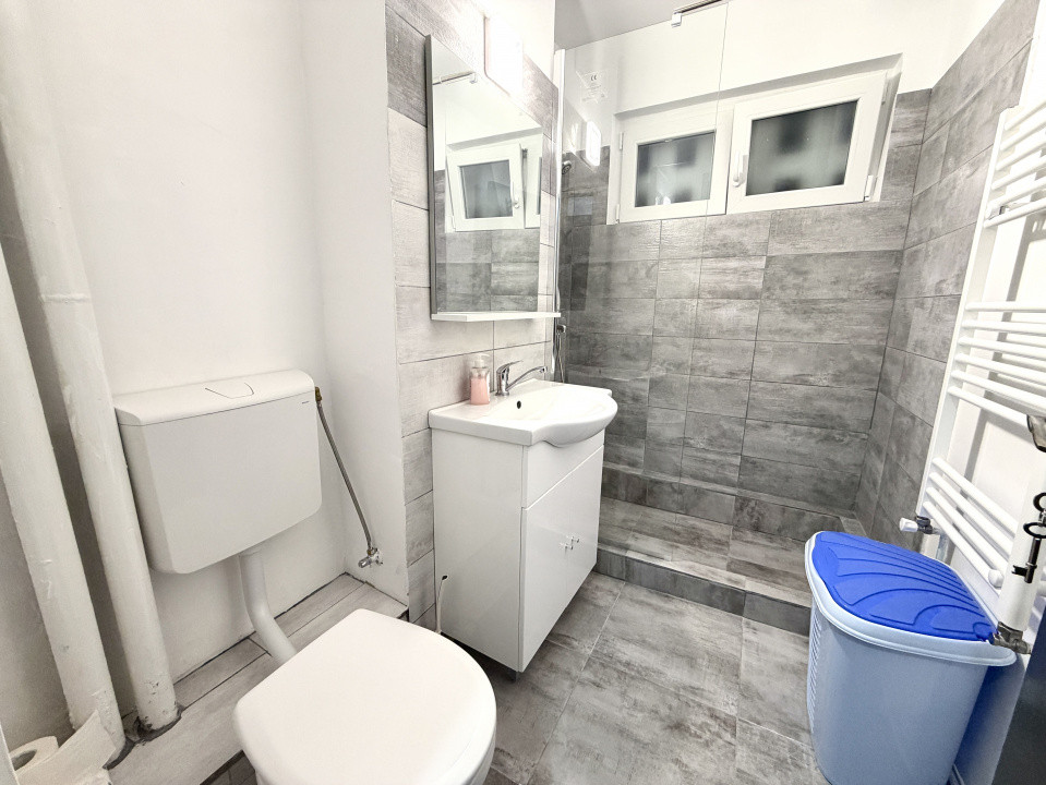 Apartament cu 2 camere de inchiriat, etajul 1, aproape de Iulius Mall 8, foxfort.ro