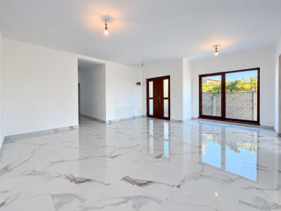 Casa individuala cu 4 camere, teren 900 mp, cu toate utilitatile - Sanandrei