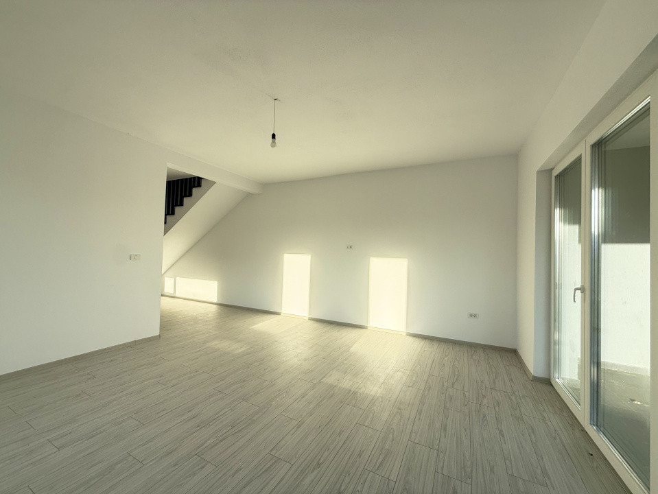 COMISION 0% | Duplex cu 4 camere |124 mp utili | Toate utilitatile | Sacalaz 18, foxfort.ro