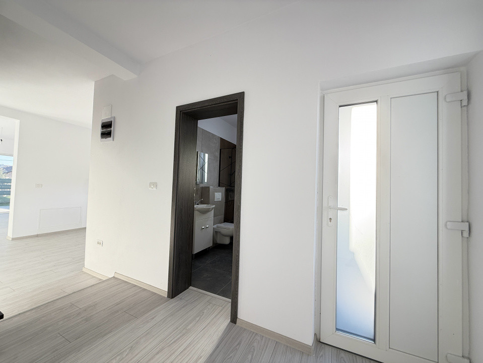 COMISION 0% | Duplex cu 4 camere |124 mp utili | Toate utilitatile | Sacalaz 27, foxfort.ro