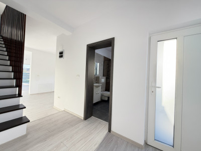 COMISION 0% | Duplex cu 4 camere |124 mp utili | Toate utilitatile | Sacalaz imagine mica 7, foxfort.ro