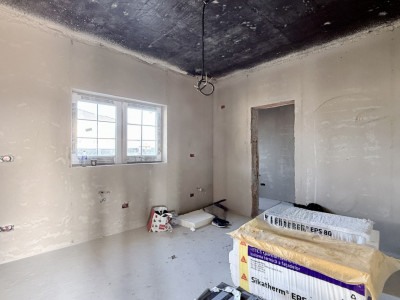 Duplex despartit - 4 camere Mosnita Noua - Kaufland imagine mica 8, foxfort.ro