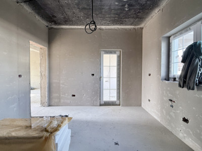 Duplex despartit - 4 camere Mosnita Noua - Kaufland imagine mica 9, foxfort.ro