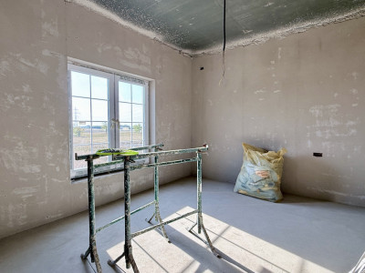 Duplex despartit - 4 camere Mosnita Noua - Kaufland imagine mica 12, foxfort.ro