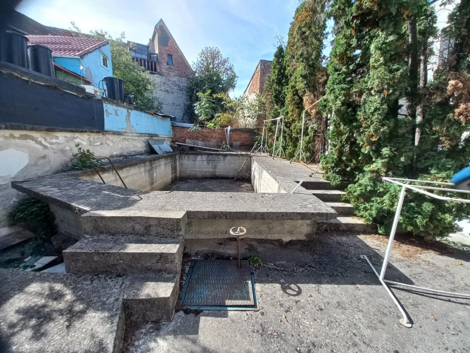 Hala si birouri de vanzare | Zona Odobescu | 500 mp |Teren 1.009 mp 15, foxfort.ro