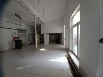 Hala si birouri de vanzare | Zona Odobescu | 500 mp |Teren 1.009 mp imagine mica 4, foxfort.ro