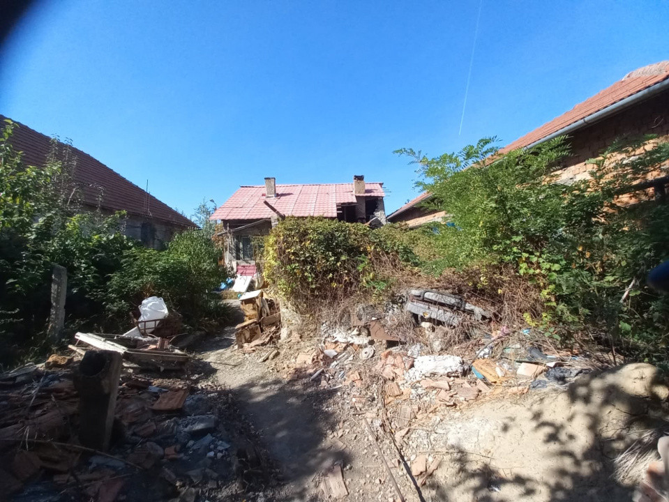 Teren 360 mp cu casa de demolat | Front stradal 14 ml | Crisan 1, foxfort.ro
