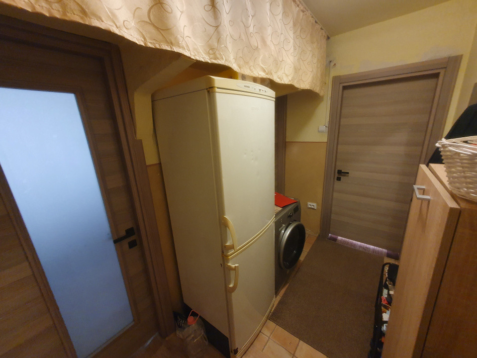 Apartament 2 camere, etaj 2, centrala proprie - Zona Steaua 14, foxfort.ro