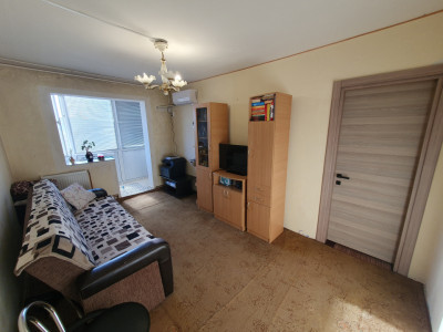 Apartament 2 camere, etaj 2, centrala proprie - Zona Steaua